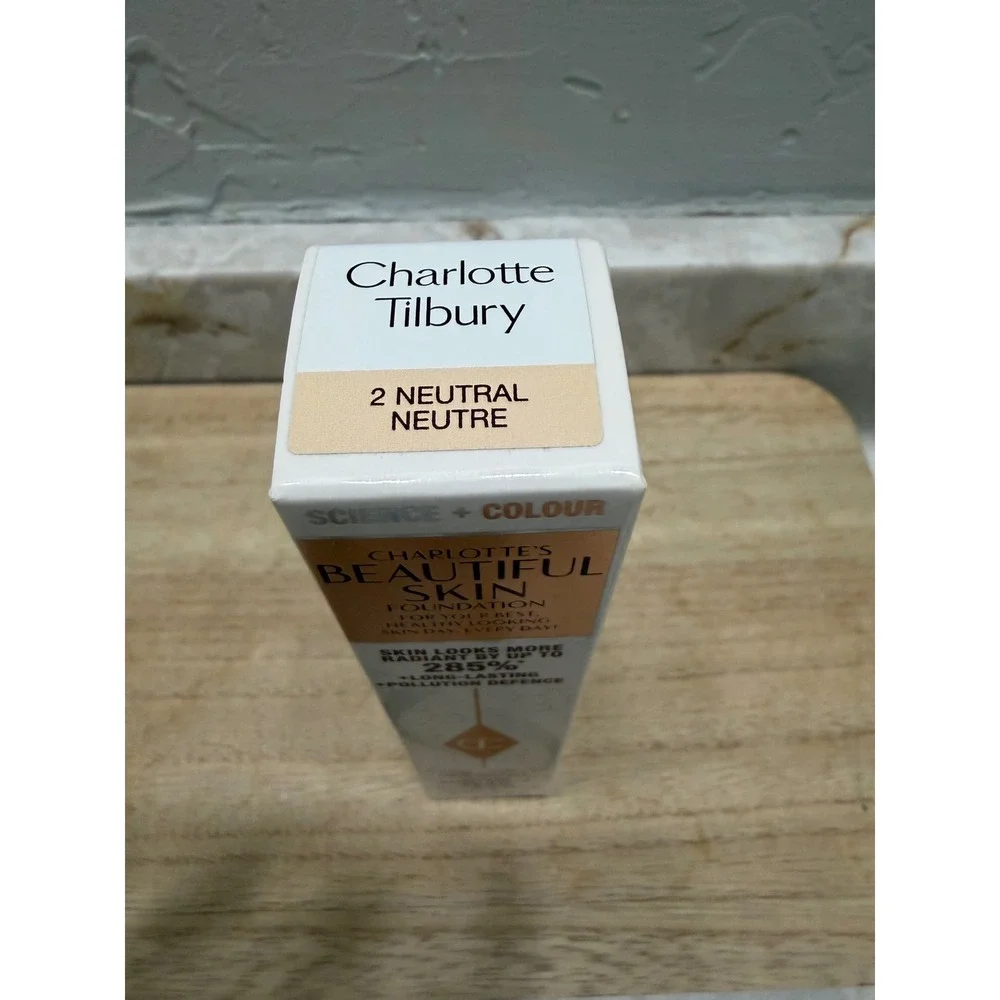 Charlotte‎ Tilbury Beautiful Skin Foundation 2 Neutral 1oz Medium Coverage New